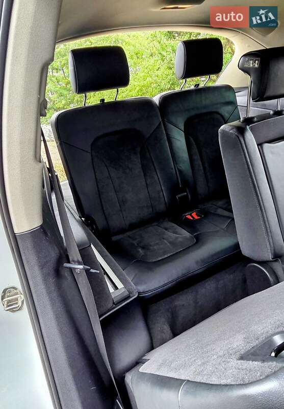 Позашляховик / Кросовер Audi Q7 2010 в Кременчуці