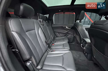 Внедорожник / Кроссовер Audi Q7 2019 в 
