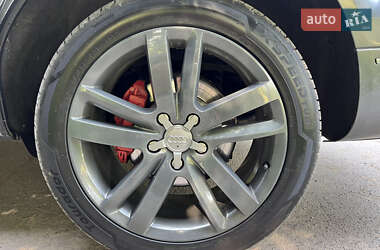 Внедорожник / Кроссовер Audi Q7 2012 в 