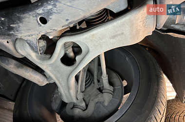 Внедорожник / Кроссовер Audi Q7 2012 в 