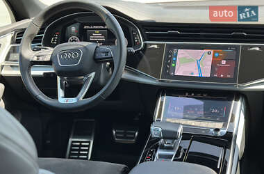 Внедорожник / Кроссовер Audi Q7 2022 в 