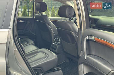 Внедорожник / Кроссовер Audi Q7 2014 в 