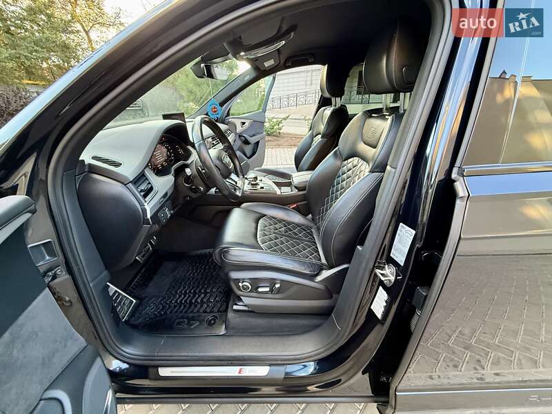 Позашляховик / Кросовер Audi Q7 2017 в Одесі