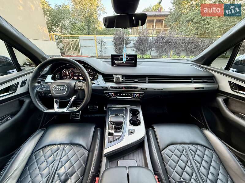 Позашляховик / Кросовер Audi Q7 2017 в Одесі