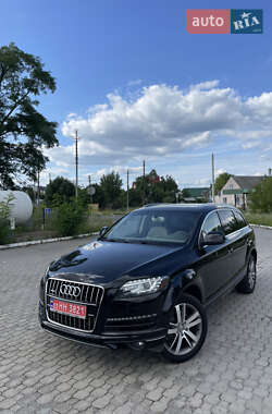 Внедорожник / Кроссовер Audi Q7 2014 в 