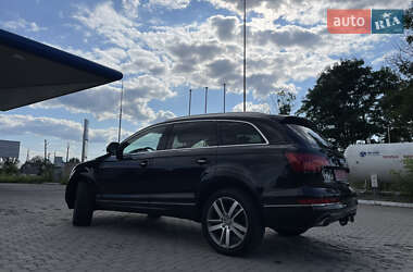 Внедорожник / Кроссовер Audi Q7 2014 в 