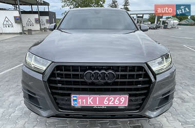 Внедорожник / Кроссовер Audi Q7 2018 в 