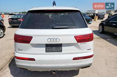 Внедорожник / Кроссовер Audi Q7 2019 в 