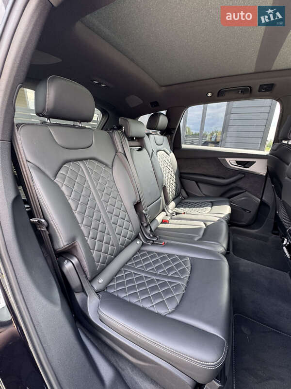 Внедорожник / Кроссовер Audi Q7 2018 в Вараше фото 15 Внедорожник / Кроссовер Audi Q7 2018 в Вараше