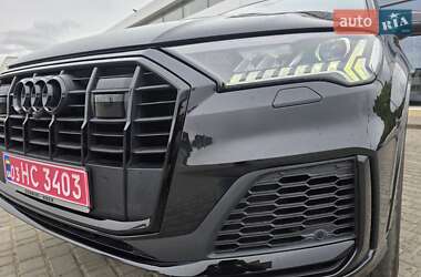 Позашляховик / Кросовер Audi Q7 2020 в Луцьку