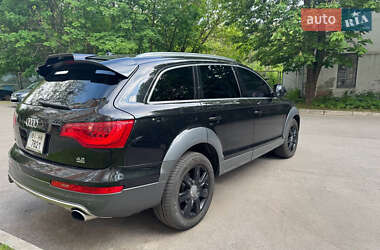 Внедорожник / Кроссовер Audi Q7 2007 в 