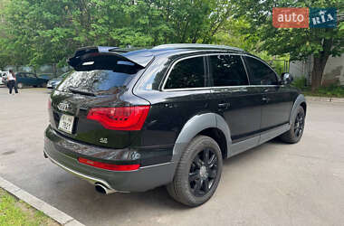 Внедорожник / Кроссовер Audi Q7 2007 в 