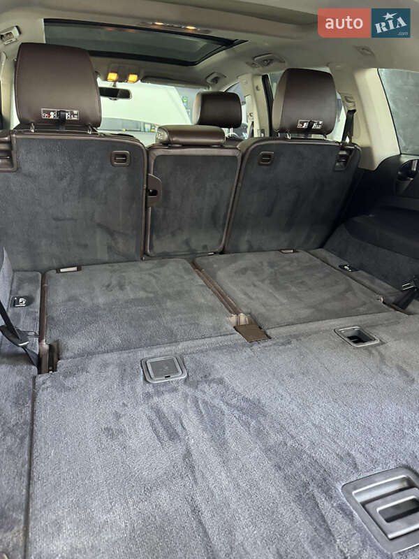Внедорожник / Кроссовер Audi Q7 2014 в Ровно