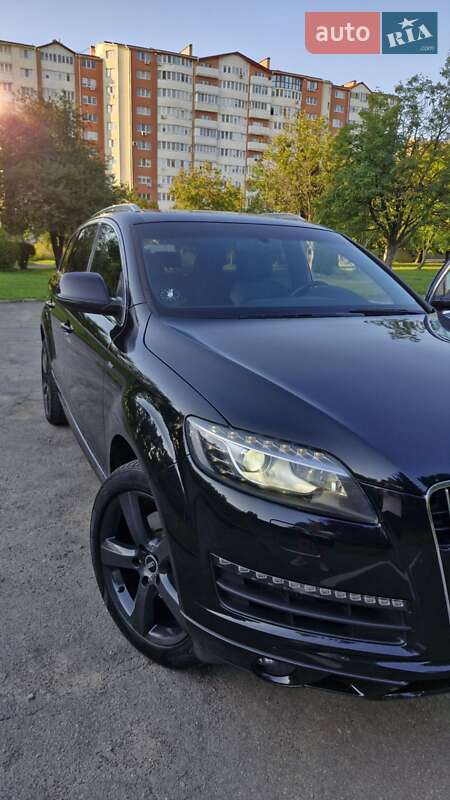 Внедорожник / Кроссовер Audi Q7 2014 в Ровно