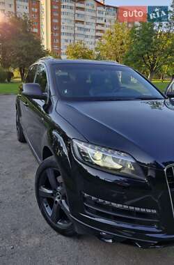 Внедорожник / Кроссовер Audi Q7 2014 в 