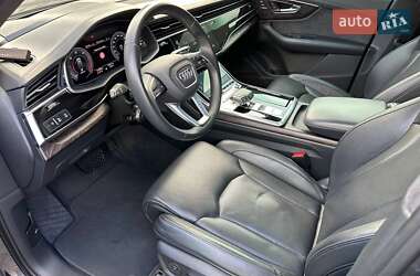 Внедорожник / Кроссовер Audi Q7 2020 в 