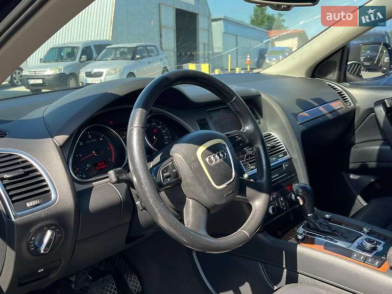 Внедорожник / Кроссовер Audi Q7 2011 в Львове