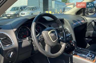 Внедорожник / Кроссовер Audi Q7 2011 в 