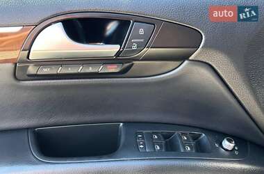 Внедорожник / Кроссовер Audi Q7 2011 в 