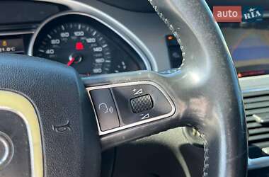 Внедорожник / Кроссовер Audi Q7 2011 в 
