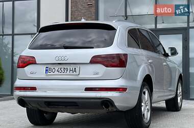Внедорожник / Кроссовер Audi Q7 2012 в 