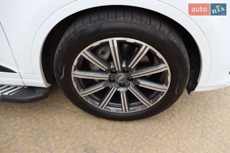 Внедорожник / Кроссовер Audi Q7 2016 в Львове фото 2 Внедорожник / Кроссовер Audi Q7 2016 в Львове