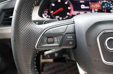 Внедорожник / Кроссовер Audi Q7 2016 в 