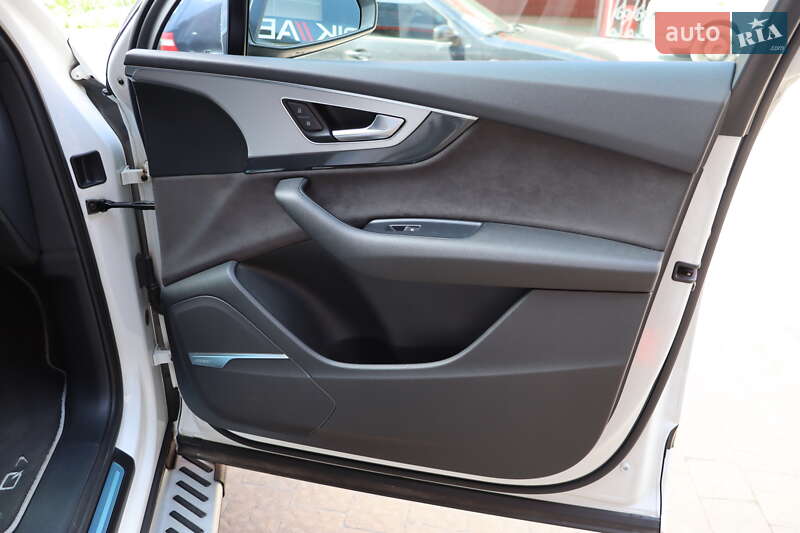 Внедорожник / Кроссовер Audi Q7 2016 в Львове фото 47 Внедорожник / Кроссовер Audi Q7 2016 в Львове