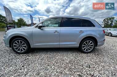 Внедорожник / Кроссовер Audi Q7 2017 в 