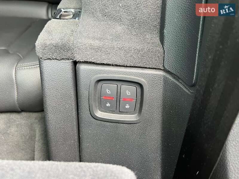 Внедорожник / Кроссовер Audi Q7 2017 в Любомле