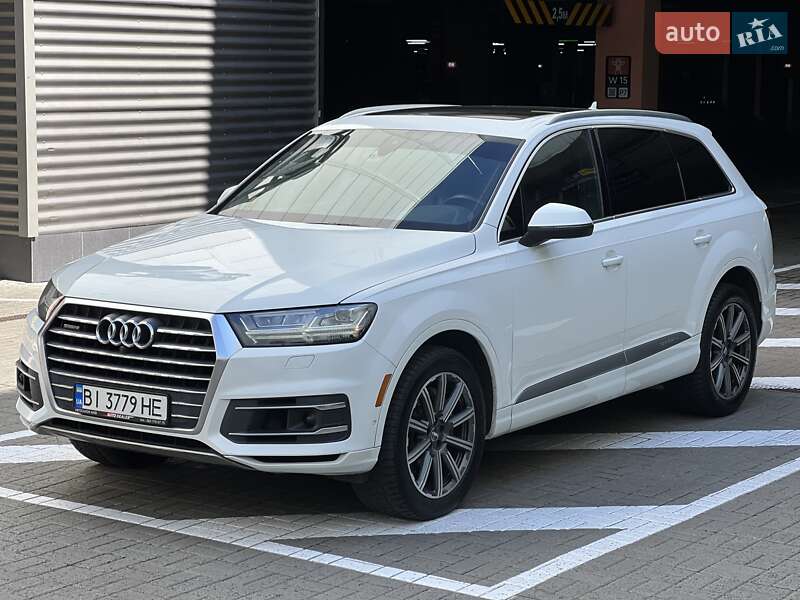 Внедорожник / Кроссовер Audi Q7 2019 в Киеве