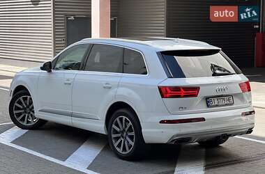 Внедорожник / Кроссовер Audi Q7 2019 в 