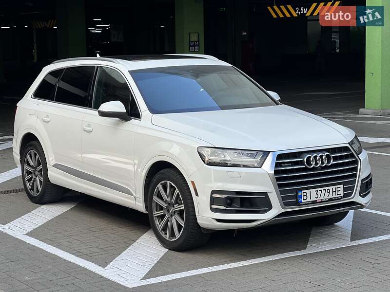 Внедорожник / Кроссовер Audi Q7 2019 в Киеве