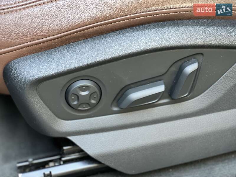 Внедорожник / Кроссовер Audi Q7 2019 в Киеве