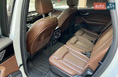 Внедорожник / Кроссовер Audi Q7 2019 в 