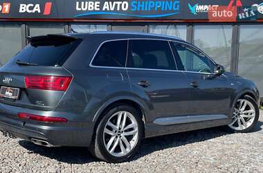 Внедорожник / Кроссовер Audi Q7 2017 в 