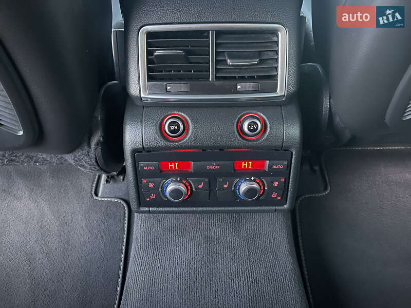 Внедорожник / Кроссовер Audi Q7 2015 в Днепре