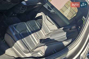Внедорожник / Кроссовер Audi Q7 2019 в 