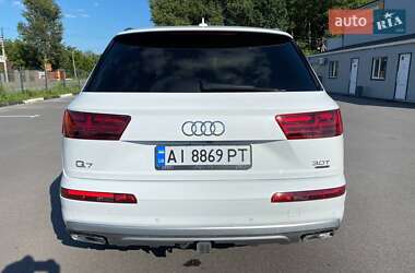 Внедорожник / Кроссовер Audi Q7 2016 в 