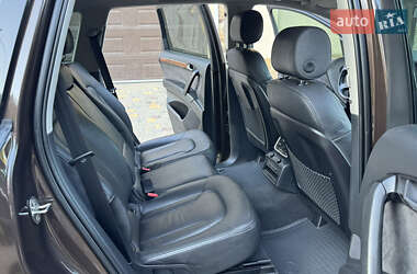 Внедорожник / Кроссовер Audi Q7 2013 в 