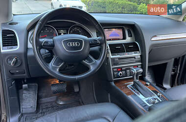 Внедорожник / Кроссовер Audi Q7 2013 в 