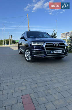 Внедорожник / Кроссовер Audi Q7 2017 в Ужгороде