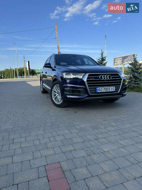 Audi Q7 2017