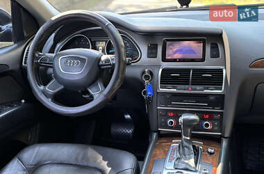 Внедорожник / Кроссовер Audi Q7 2013 в 