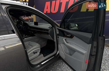 Внедорожник / Кроссовер Audi Q7 2017 в 