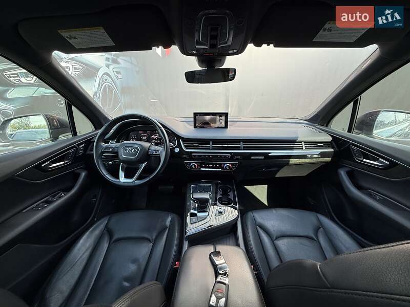 Внедорожник / Кроссовер Audi Q7 2017 в Львове