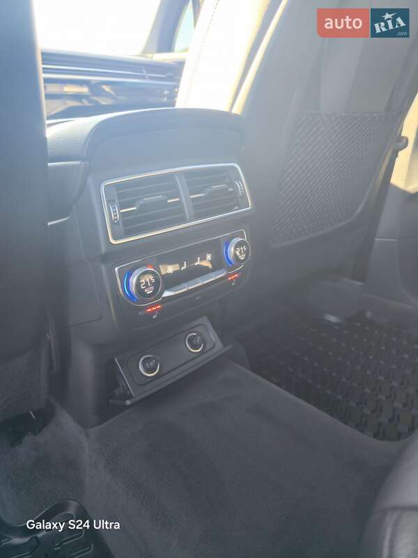 Внедорожник / Кроссовер Audi Q7 2016 в Казатине