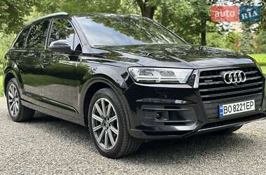 Внедорожник / Кроссовер Audi Q7 2018 в 