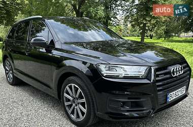 Внедорожник / Кроссовер Audi Q7 2018 в 