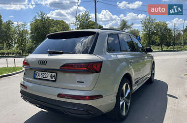Внедорожник / Кроссовер Audi Q7 2022 в 